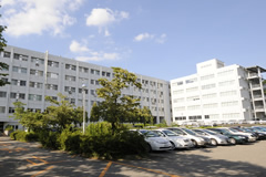 富山大学薬学部